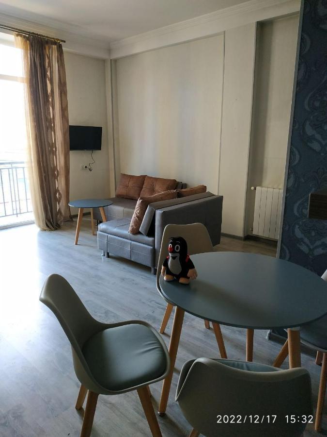 Apartment Sandra Tbilisi Exterior foto