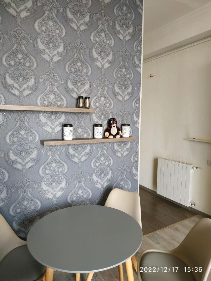 Apartment Sandra Tbilisi Exterior foto